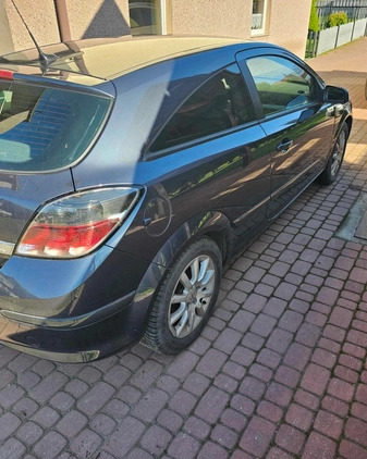 Opel Astra cena 12800 przebieg: 252100, rok produkcji 2008 z Łazy małe 37